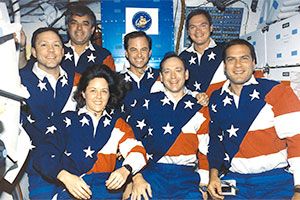 The STS-49 crew, who launched aboard the first flight of the space shuttle Endeavour, will virtually reunite on Nov. 4, 2020 for the Astronaut Scholarship Foundation's Space Rendezvous.