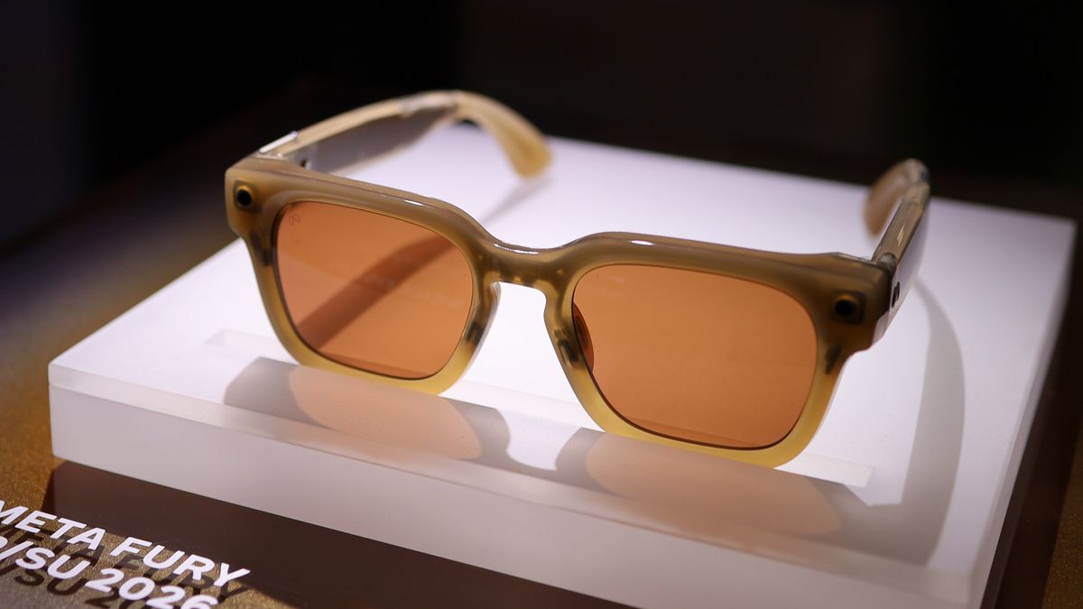 Meta Essilor Luxottica AI Glasses