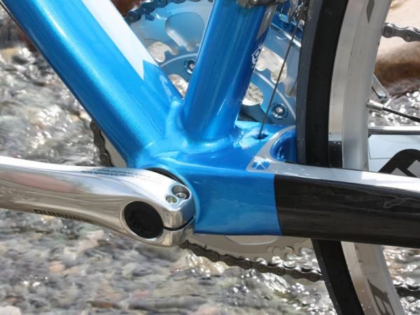 Gary Fisher says its new Ion aluminum and carbon fiber frame is the stiffest in the corporate range, thanks in part to giant tube cross-sections and the extra-wide BB86 bottom bracket shell.