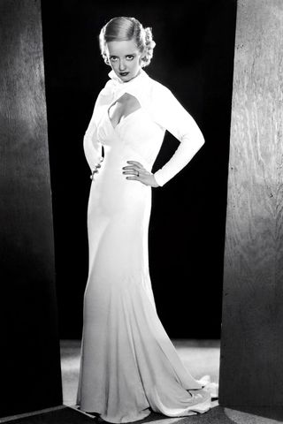 Bette Davis 1930s fashion icons