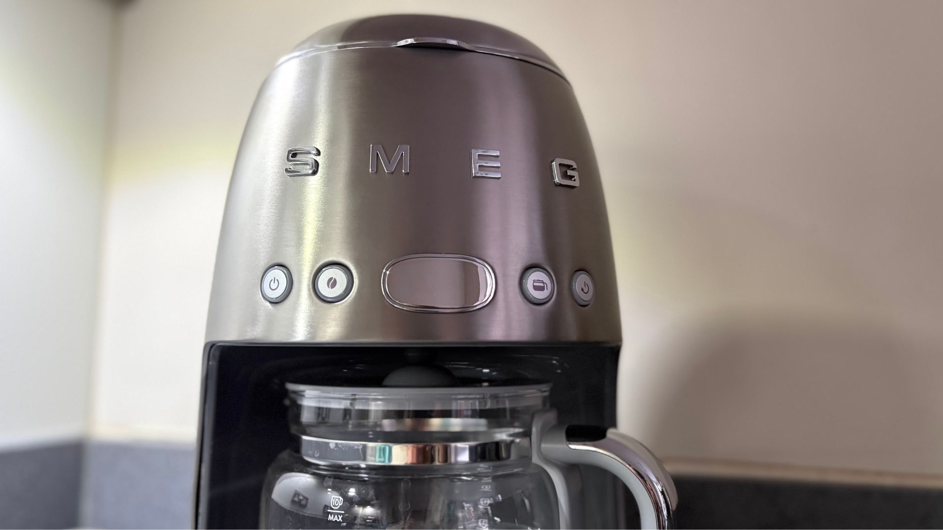 Testing the Smeg DCF02 Drip Coffee Machine