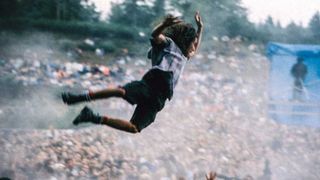 Pearl Jam’s Eddie Vedder takes flight in Vancouver