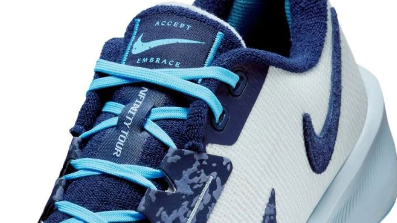 A close-up of the Nike Air Pegasus '89 Golf Shoe