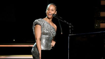 Alicia Keys performing at the 2020 Grammy awards.