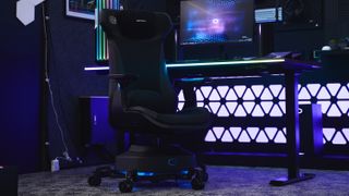 Gaming chair that vibrates 