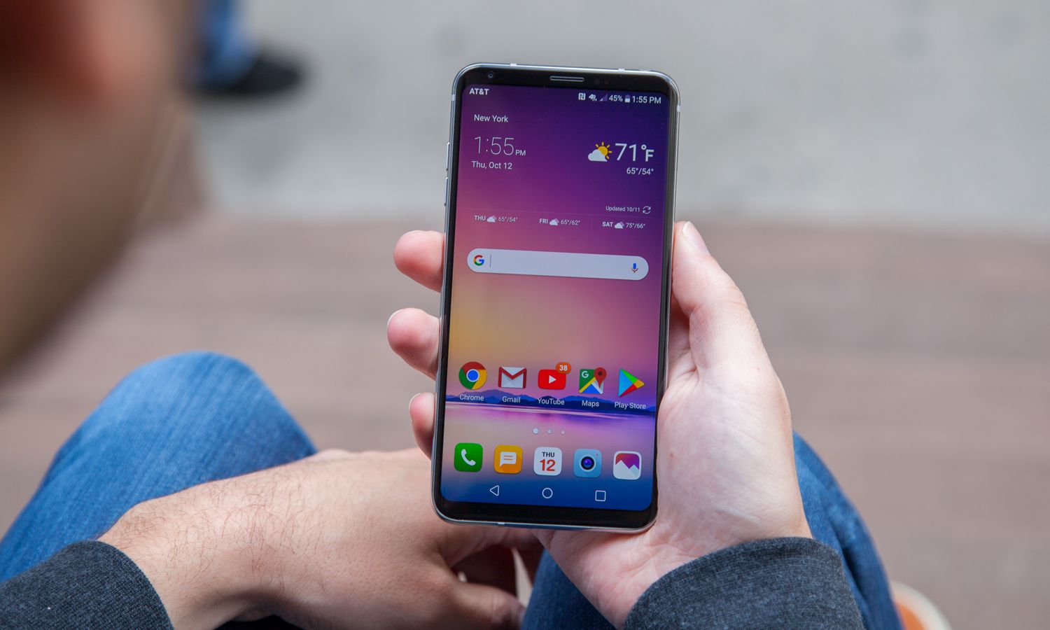 LG V30 Review: A Near Masterpiece for Media Producers | Tom's
