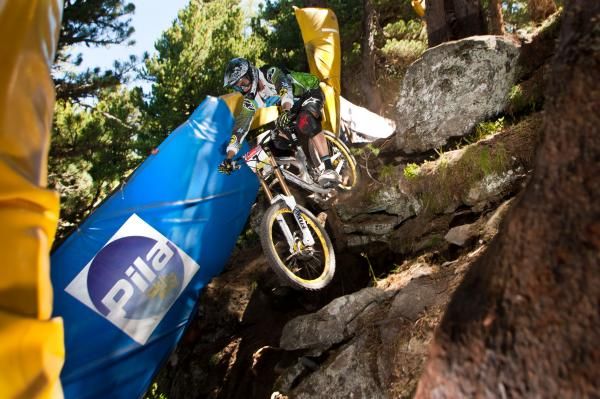 Florent Payet speeds to victory in the iXS Downhill Cup in Pila