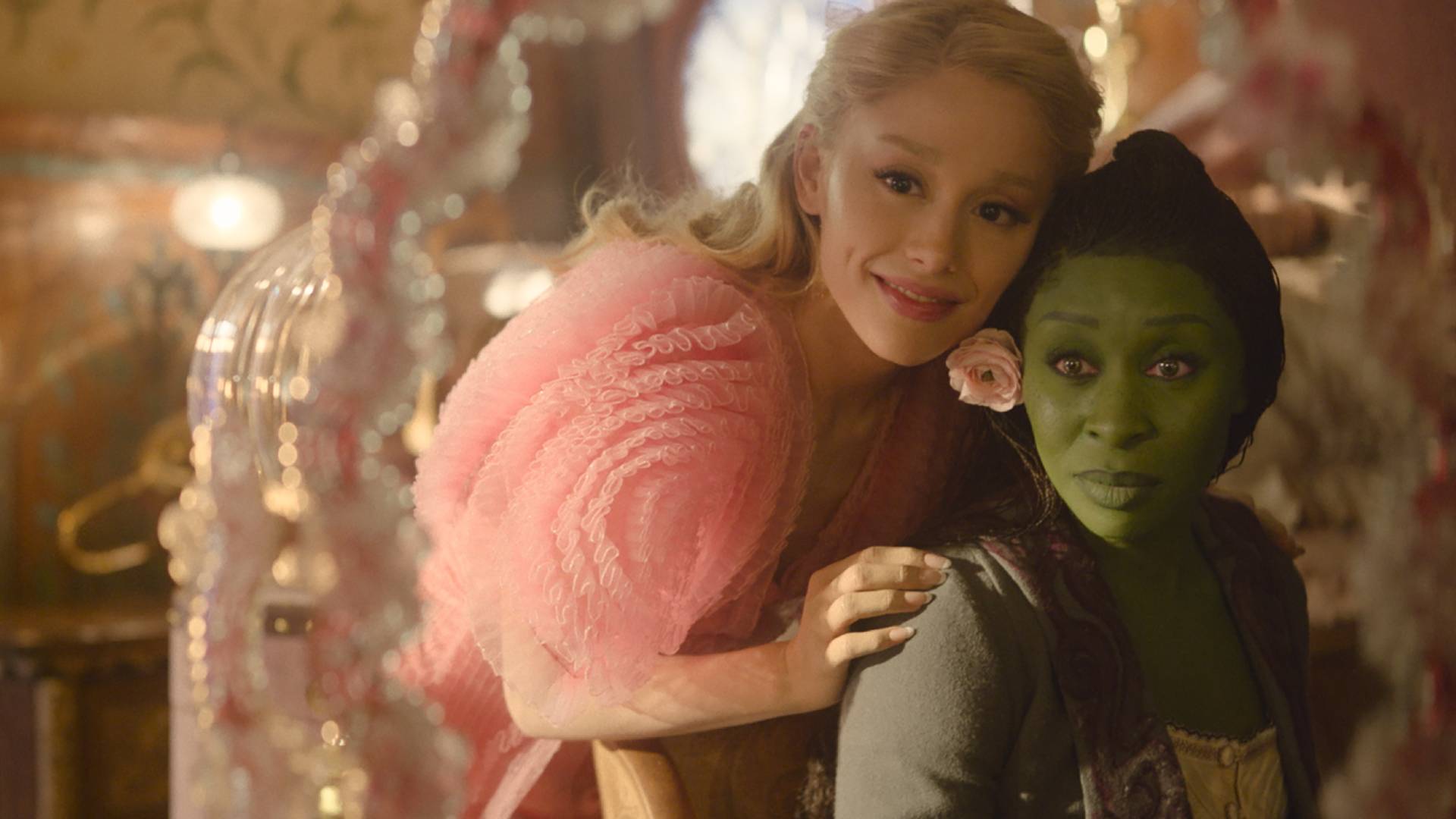 Wicked first reactions overwhelmingly praise Ariana Grande's "scene-stealing" Glinda