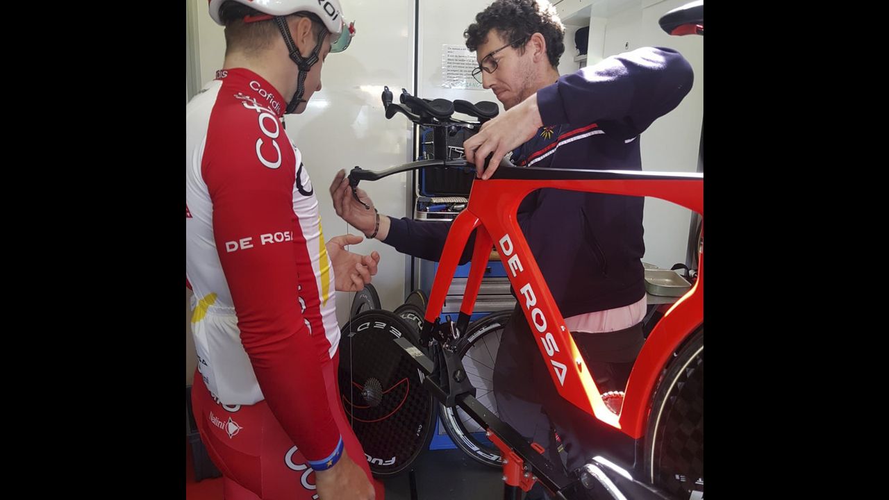 Elia Viviani with all-new De Rosa TT bike
