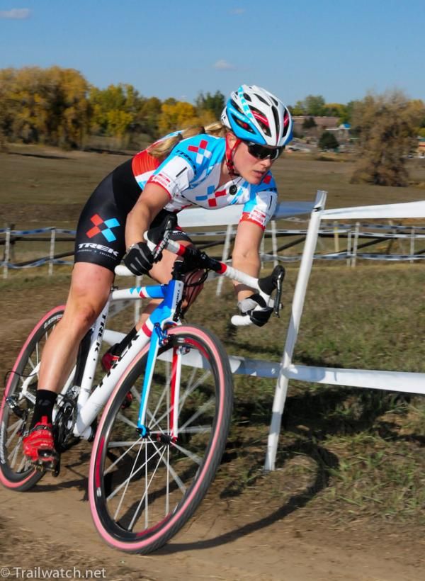 Katie Compton (Trek Cyclocross Collective) is like a machine when she finds clean air