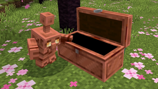 Copper golem with a golem chest