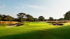 Royal Wimbledon - Hole 9