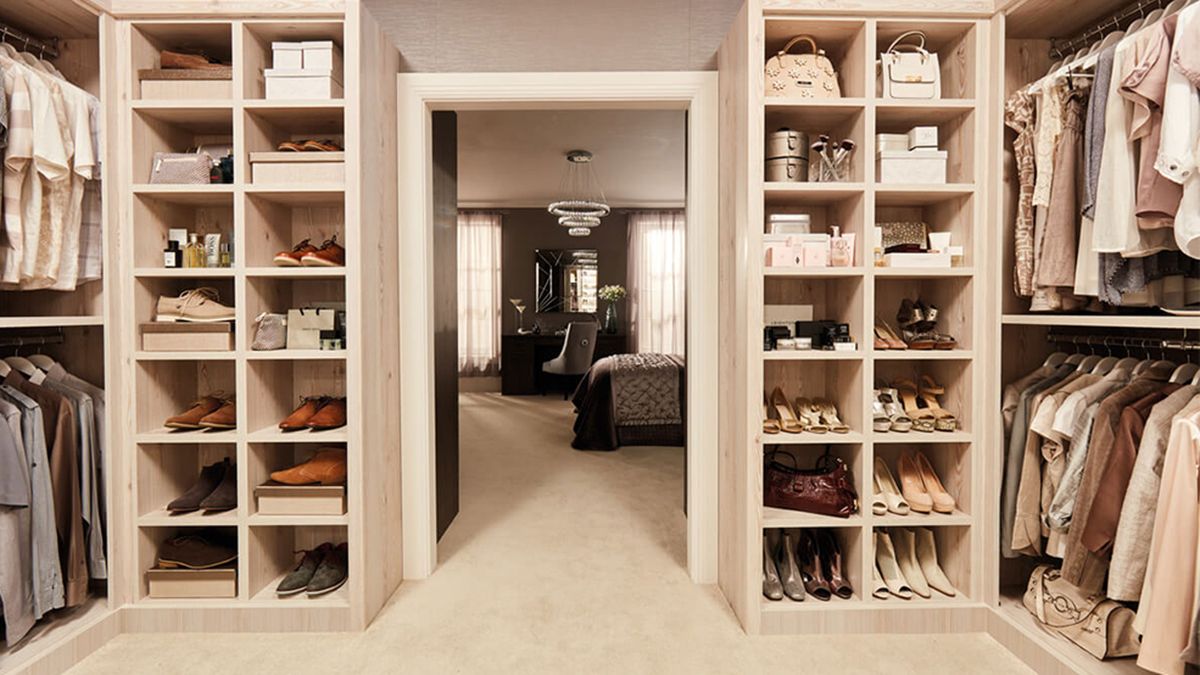 Luxury Wardrobe Closet: Style and Ultimate Storage