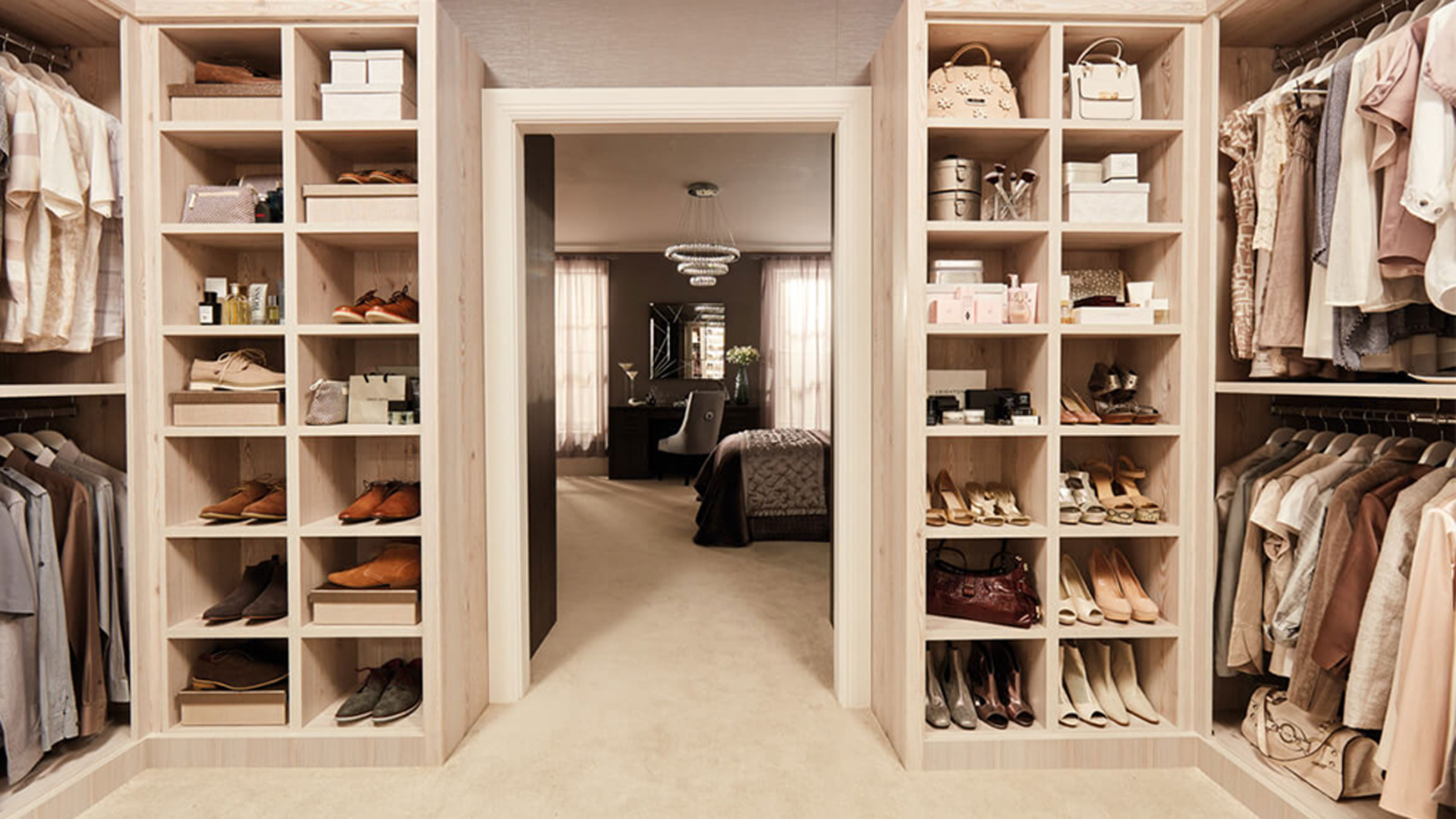 How do you lay out a walk-in closet? Expert organizers advise