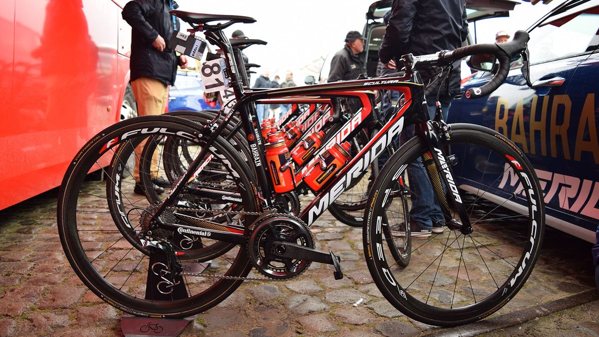 Vincenzo Nibali's (Bahrain-Merida) Merida Scultura for the 2018 Tour of Flanders