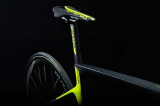 The team's Scott Foil