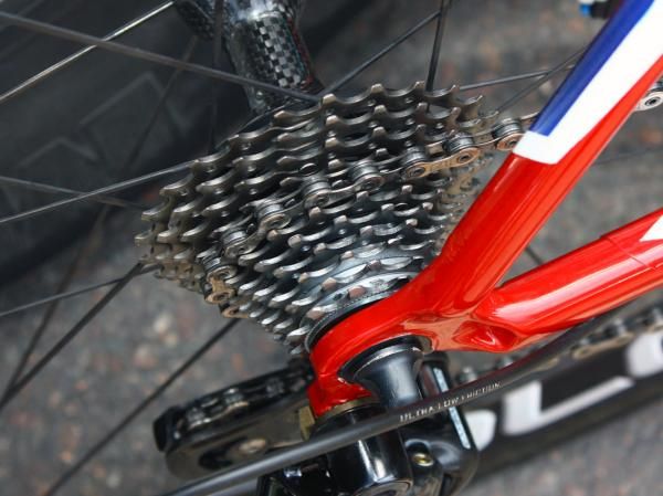A steel and titanium 11-25T Campagnolo Record cassette is pictured here but like all riders at this level, Voeckler has a wide range of ratios to choose from on any given day.