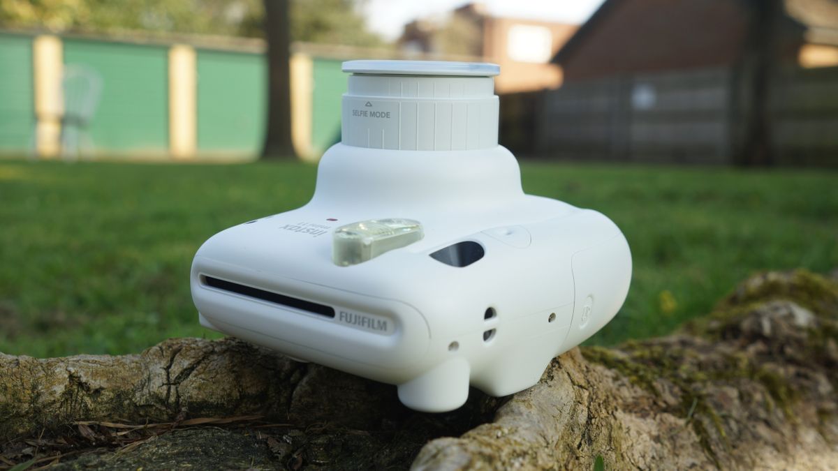 Fujifilm Instax Mini 11 HERO