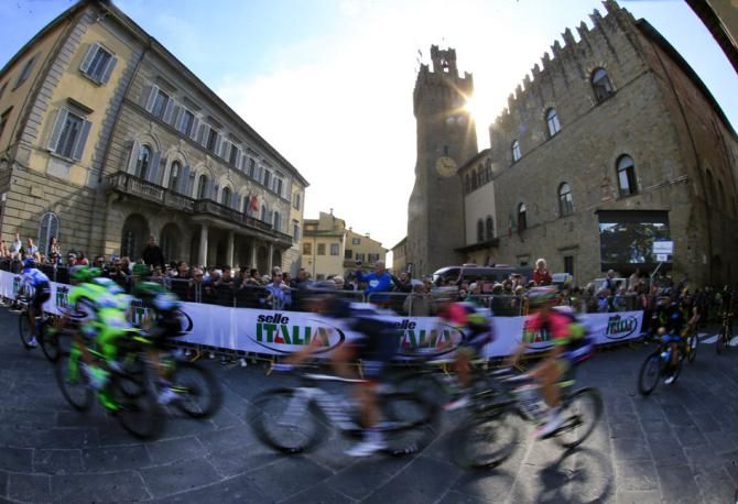 The peloton rolls out for the start of stage 3 at Tirreno-Adriatico