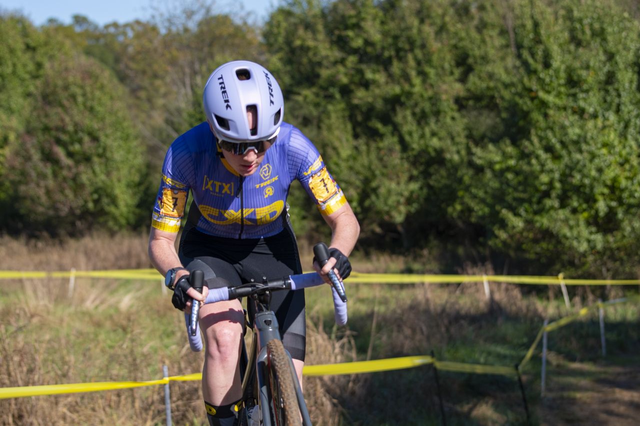 17-year-old Lidia Cusack rides to second place in elite women's race on Saturday at Nash Dash
