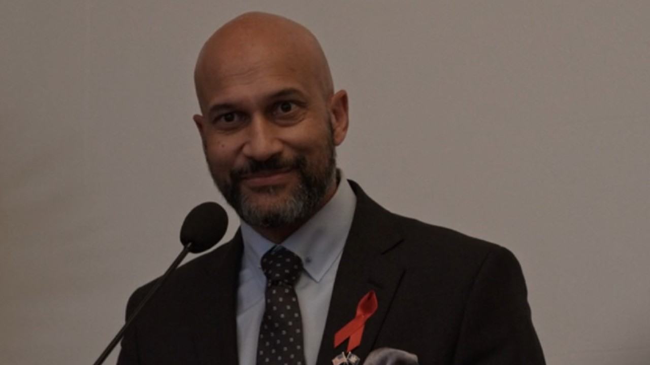 Keegan-Michael Key as Mayor Tillman speaking at Lester&#039;s funeral on Only Murders in the Building.