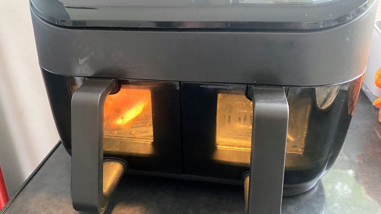 Instant Vortex Plus XL 8QT ClearCook Air Fryer
