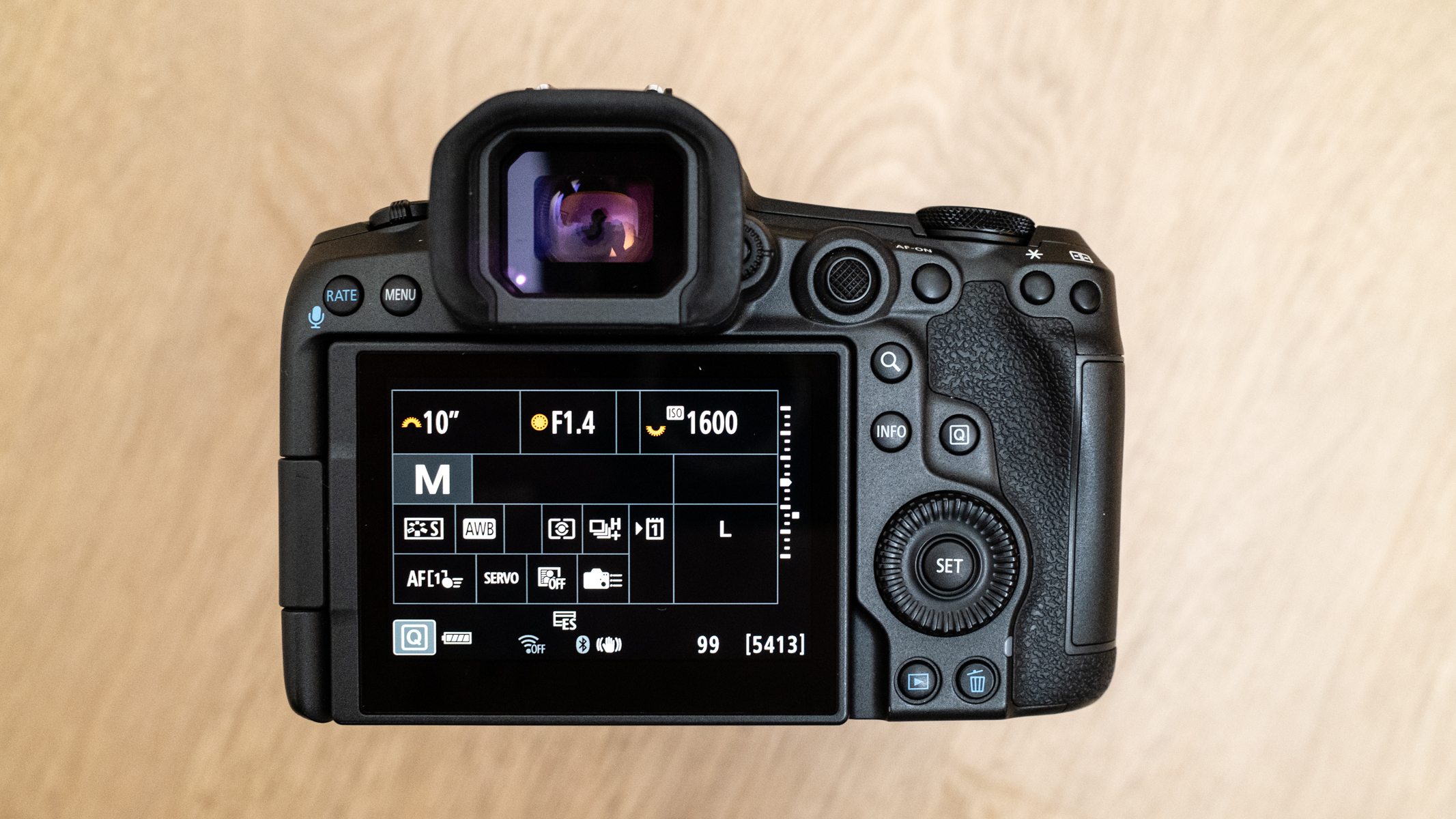 Canon EOS R5 Mark II LCD screen
