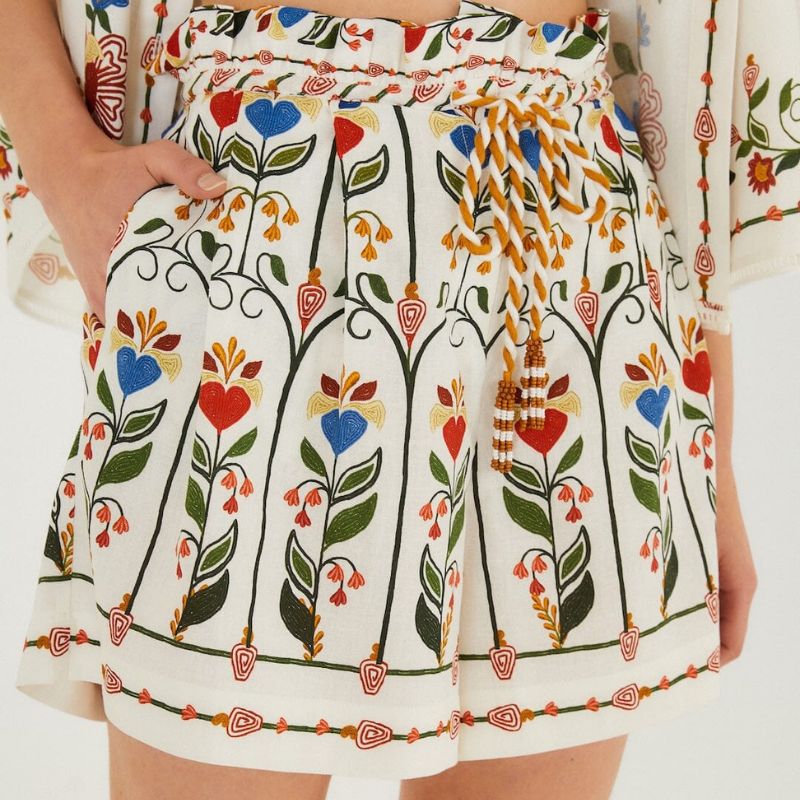 floral print shorts
