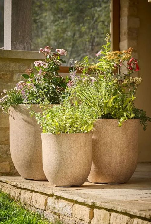Three Budra Curved Planters