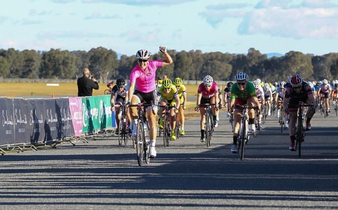 Rebecca Wiasak (Suzuki Brumby&rsquo;s) wins stage 2