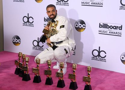 Drake topples a Beatles record
