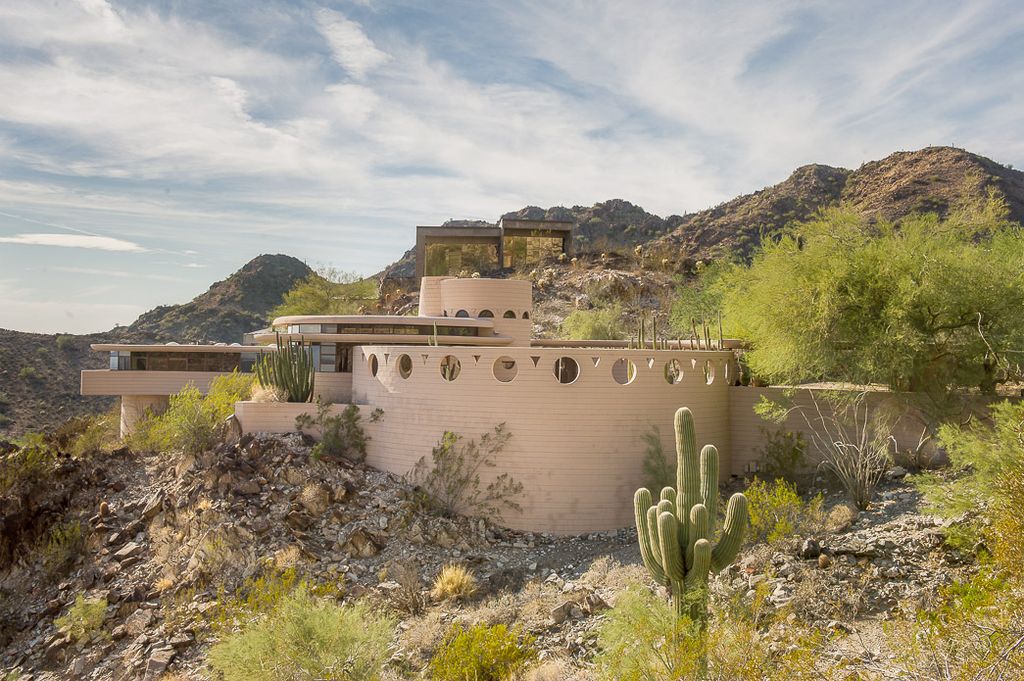 For sale: 6 extraordinary homes in Phoenix | The Week