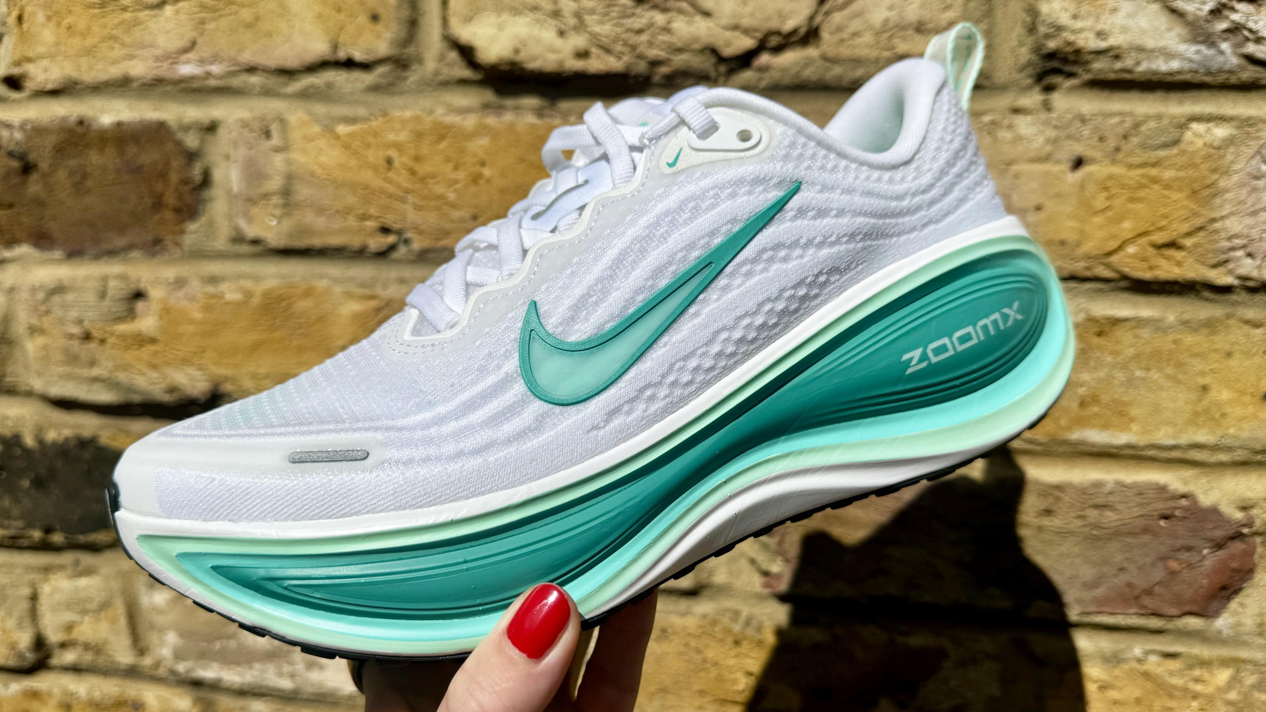 Nike Vomero Plus