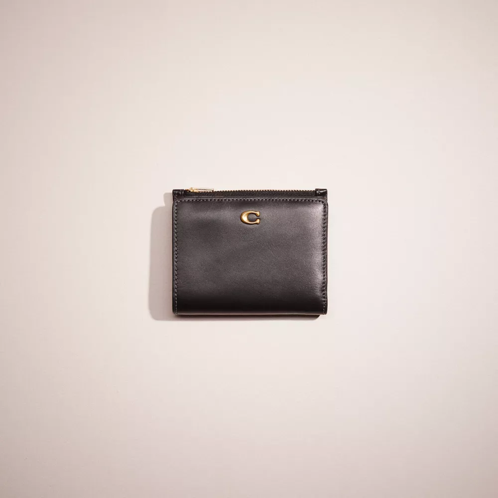 Restored Bifold Snap Wallet