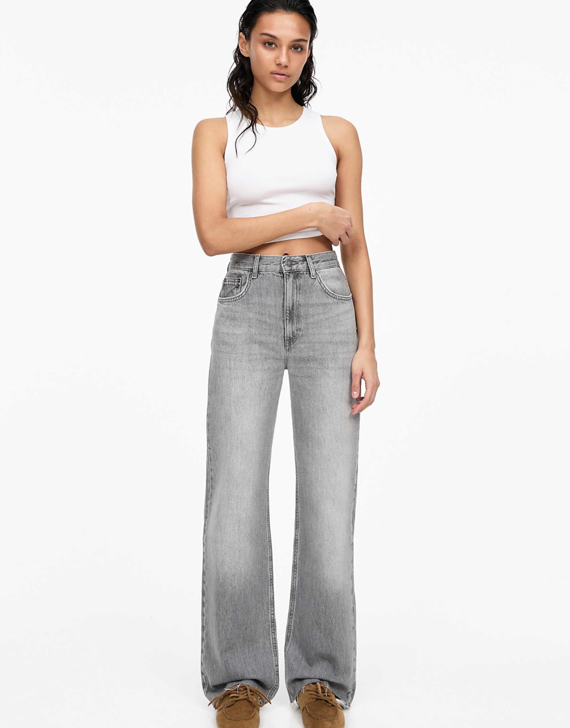 Pull&amp;amp;bear Straight Leg High Waist Jeans in Anthracite Grey