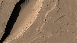 space volcanoes: Volcanic vent on Mars