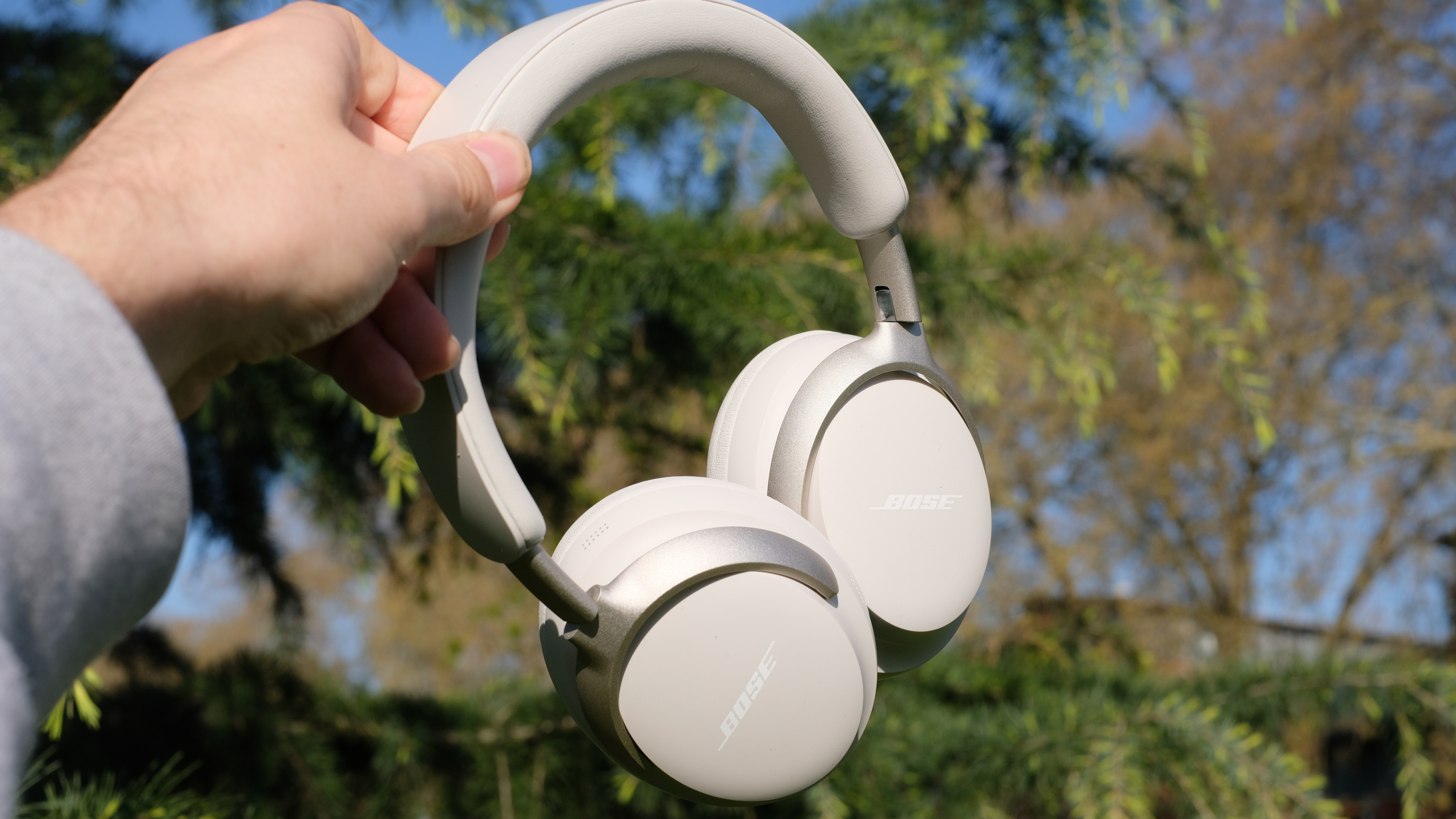 Photograph of Bose QuietComfort Ultra Headphones in white