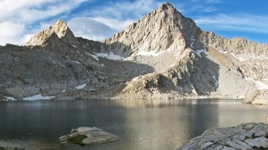 High Sierra mountains at Sawtooth peak with a lake in front
