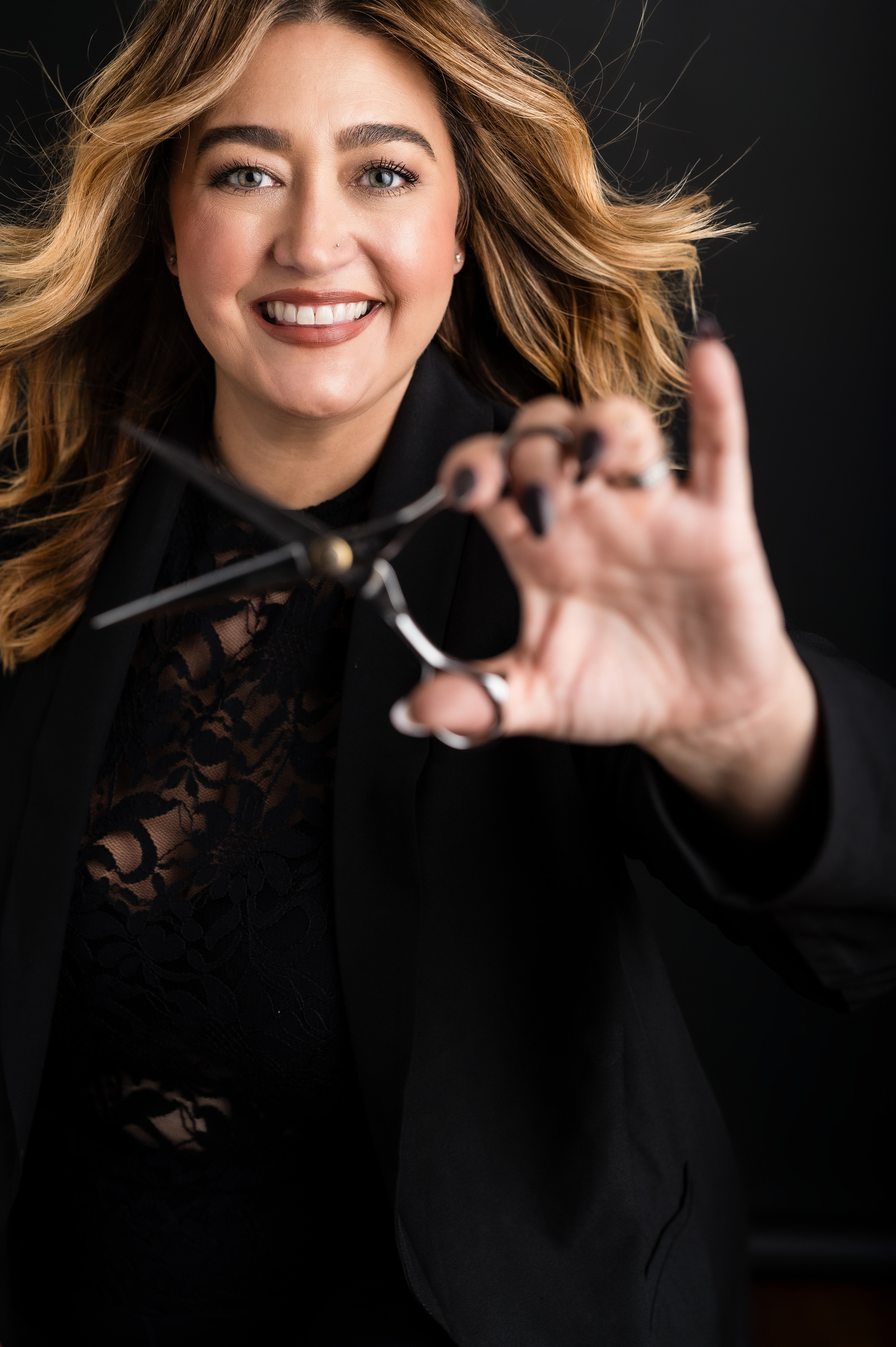 Mia Santiago hairstylist