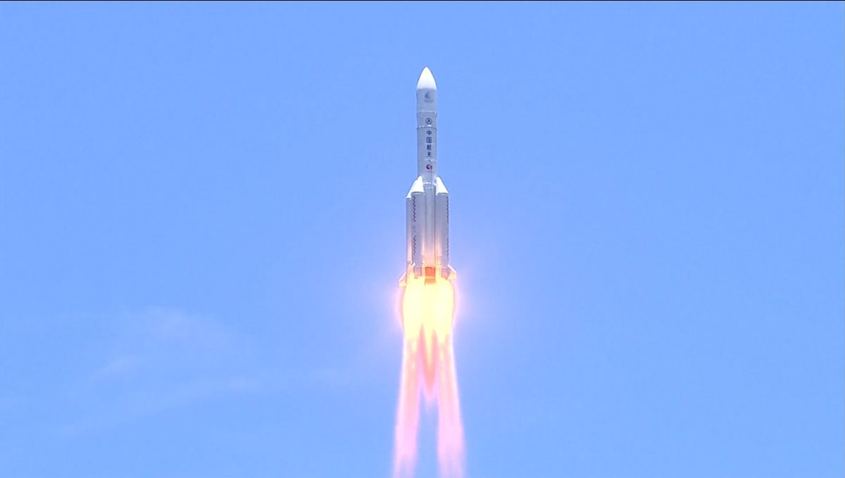 A Chinese Long March 5 rocket launches the China National Space Administration's Tianwen-1 Mars rover, lander and orbiter from Wenchang Satellite Launch Center on Hainan Island on July 23, 2020.