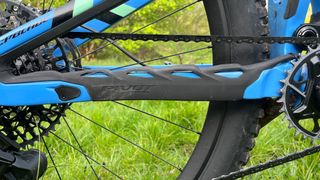 Pivot Switchblade Pro AXS with bike perfect badge