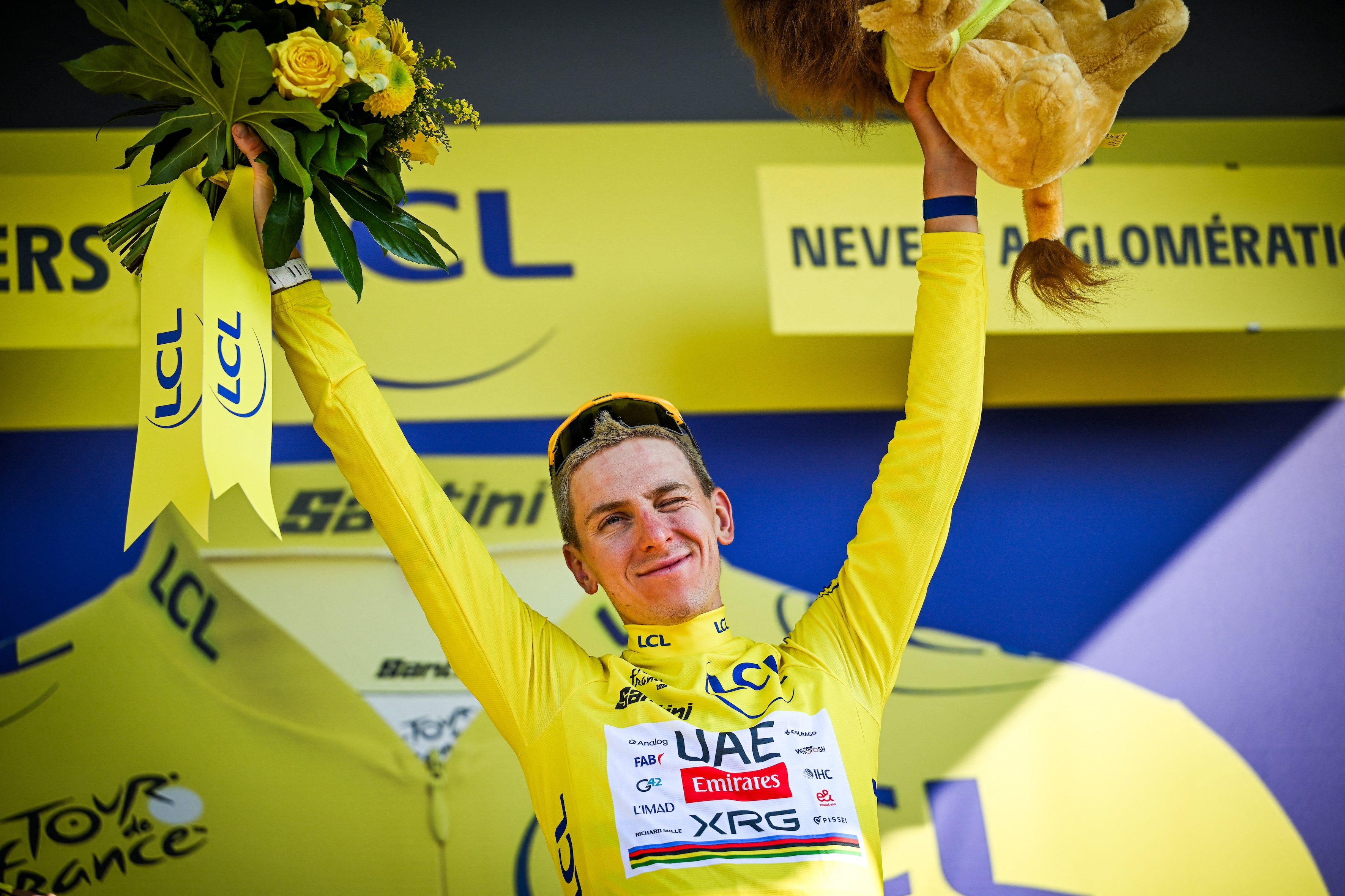 Tadej Pogacar wears yellow after stage 11, tour de France 2026