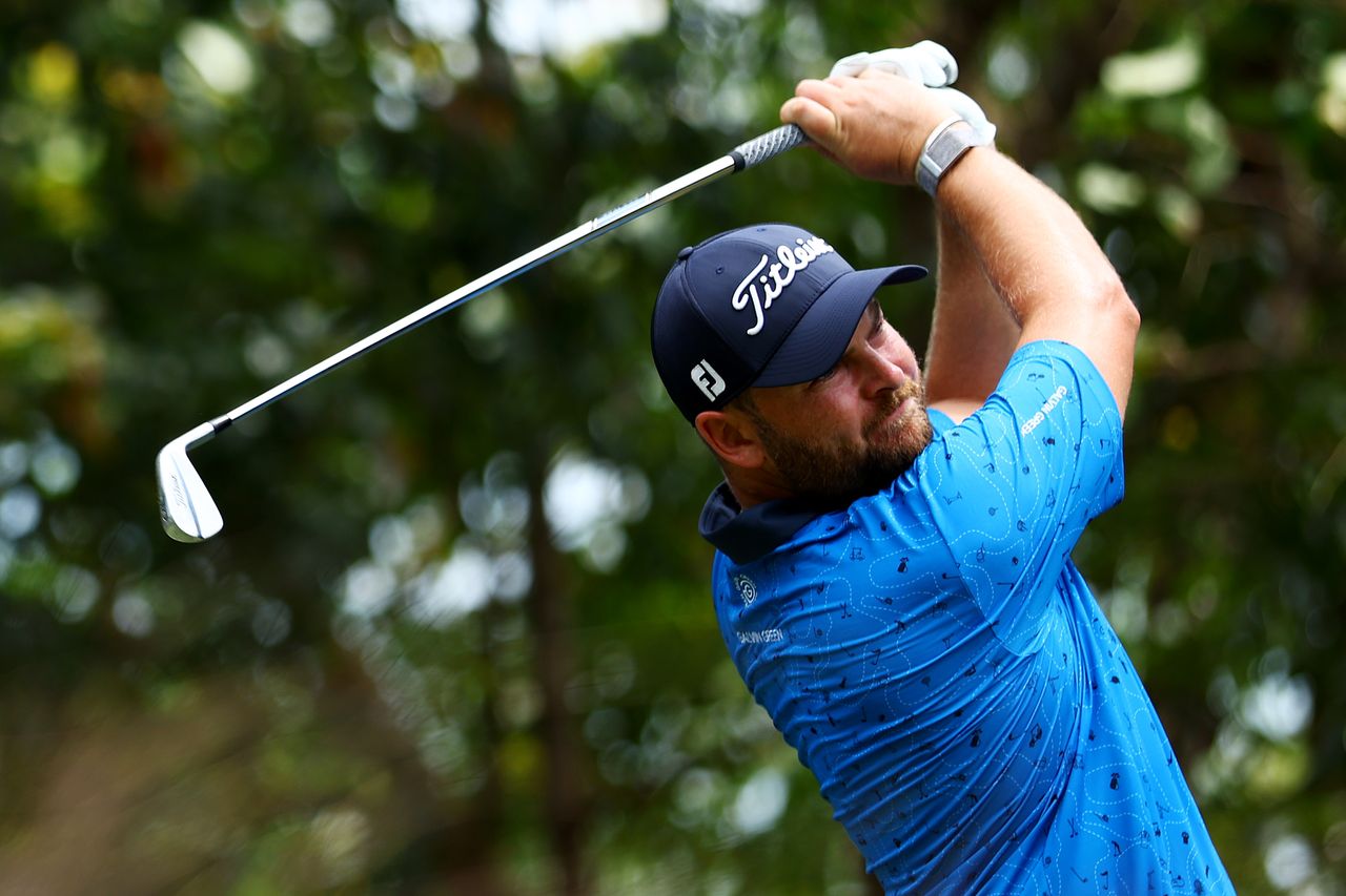 Jordan Smith plays a shot at the Singapore Classic