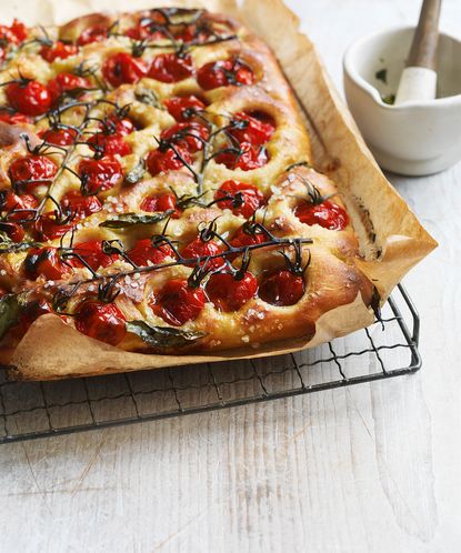 Pizza recipes – for an easy slice of summer | Homes & Gardens