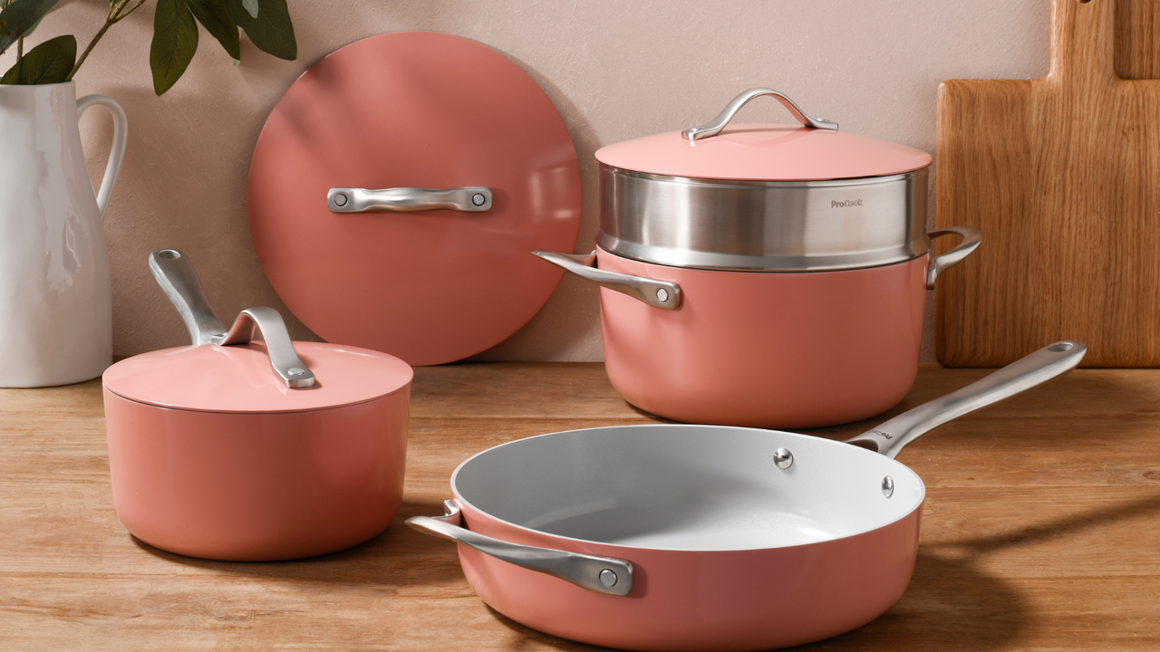 ProCook coral