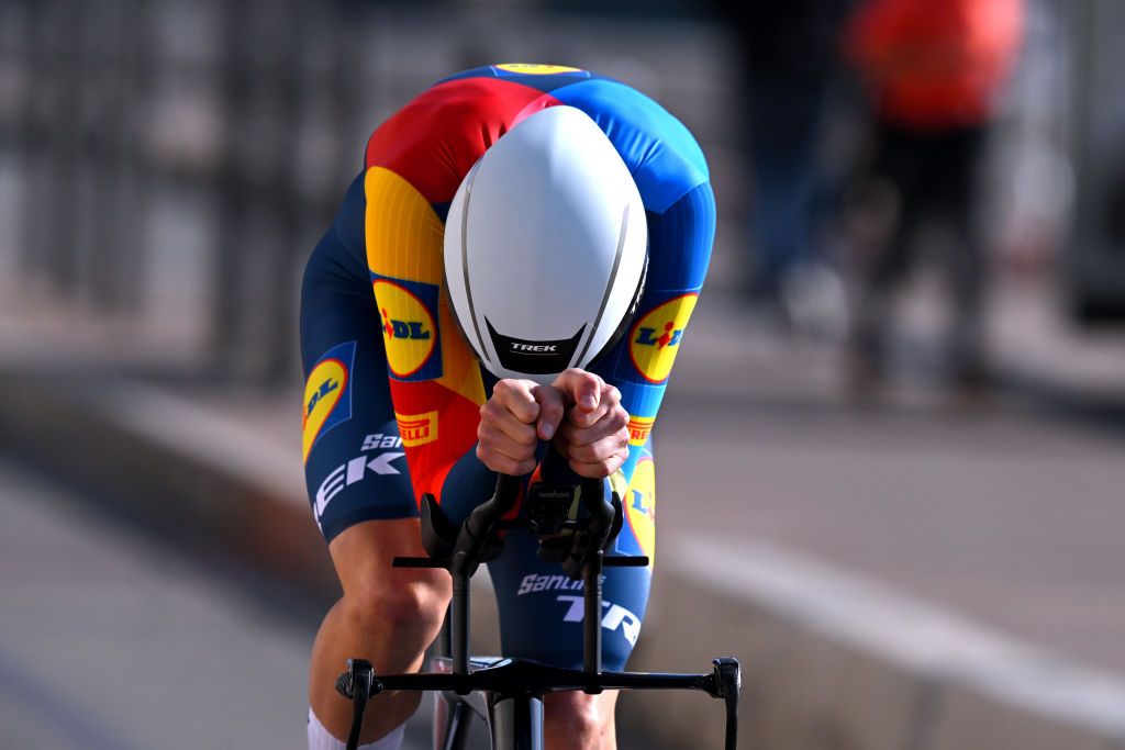Mads Pedersen occasionally kept his head down during the Tour de la Provence TT