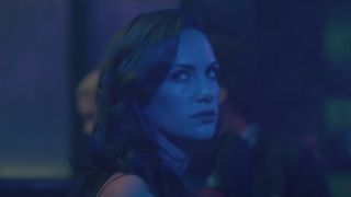 Kate Siegel as Theo in The Haunting of Hill House