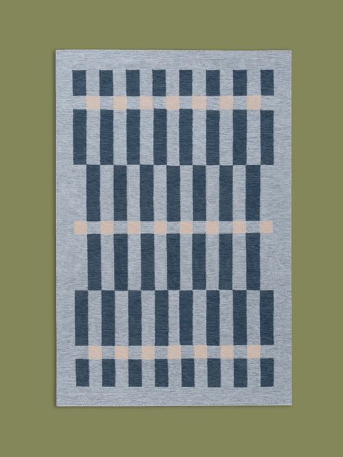 Tradition 01 &ndash; Blue