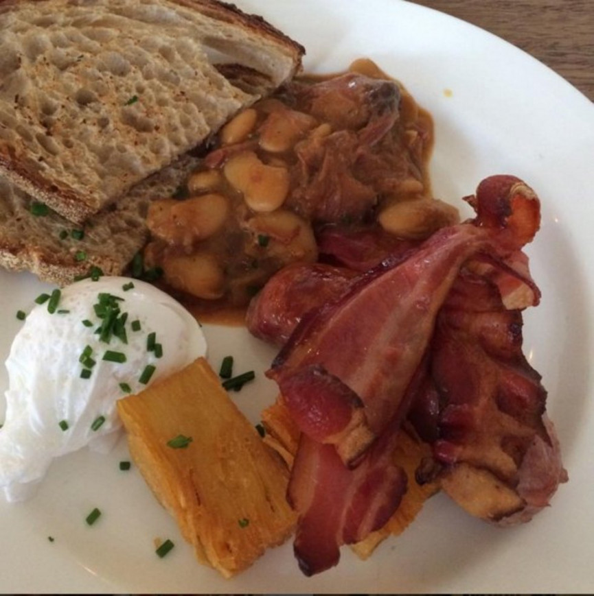 the-21-best-places-to-grab-breakfast-in-london-21-1556688389-Kk3z-column-width-inline