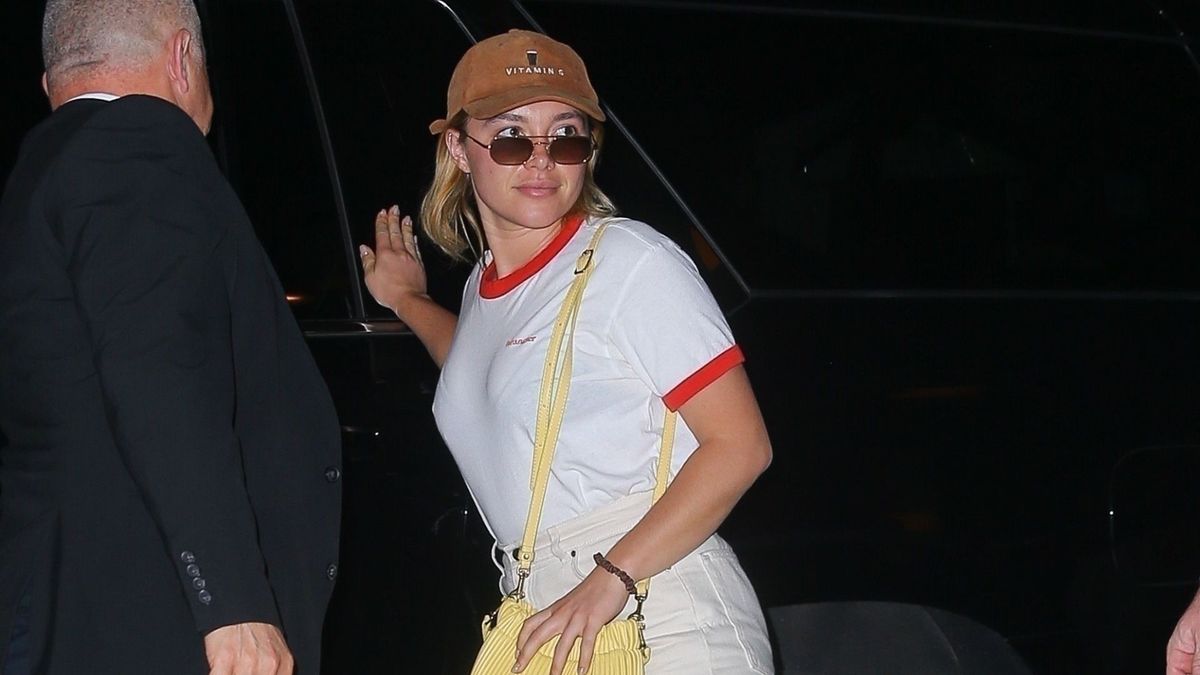 The Non-Boring Trainers and Tee Florence Pugh Just Upgraded Her Basics With